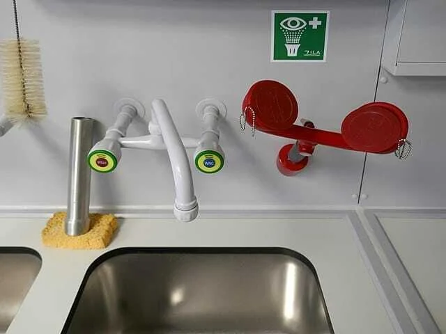 Eye Wash Stations and Showers - Lab Safety