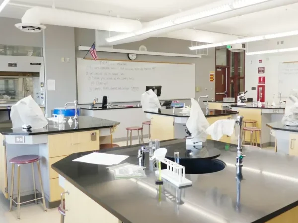 Modern science lab with benches and equipment